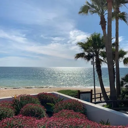 Large In Vale Do Lobo Apartment Almancil