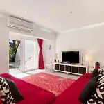 Large In Vale Do Lobo Daire Almancil