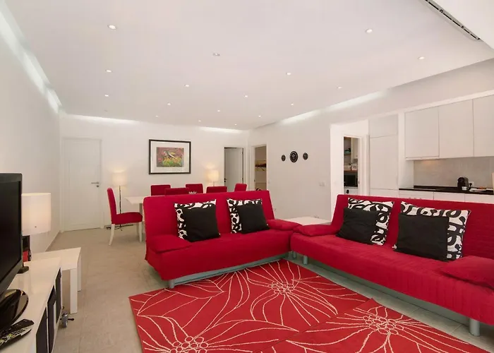 Large In Vale Do Lobo