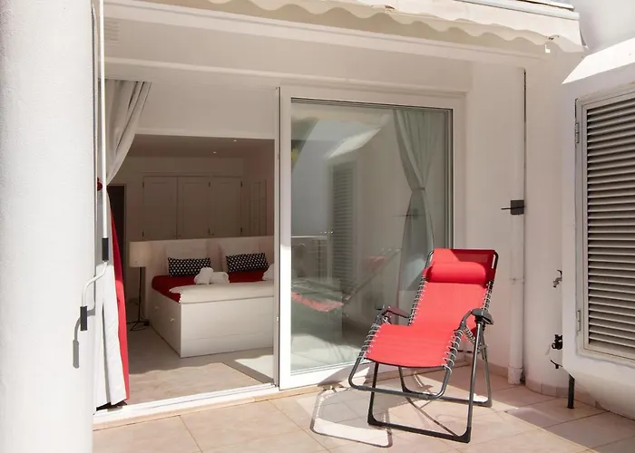 Large In Vale Do Lobo Апартаменты