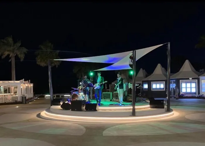 Апартаменты Large In Vale Do Lobo Алмансил