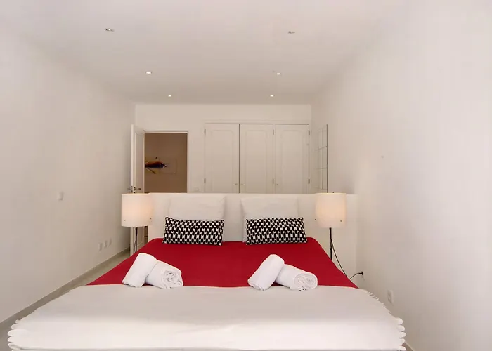 Апартаменты Large In Vale Do Lobo Алмансил