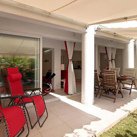 Large In Vale Do Lobo *